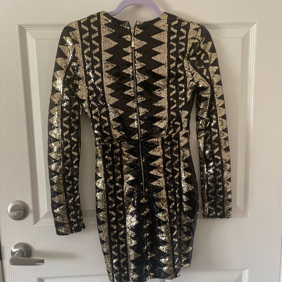 Sequence Dress W/ front Slits - Picture 9 of 12